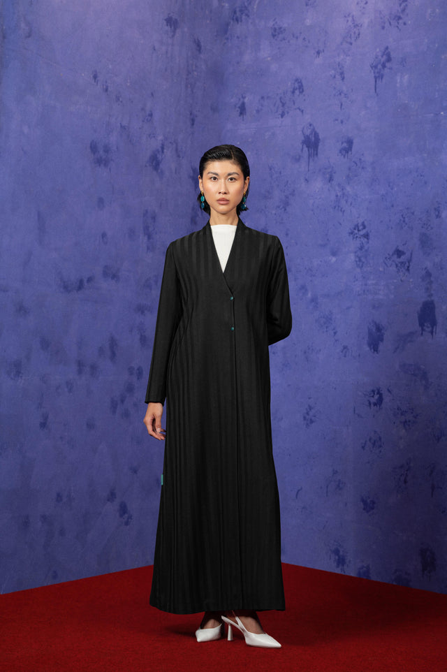 AT OFFICE - BLACK