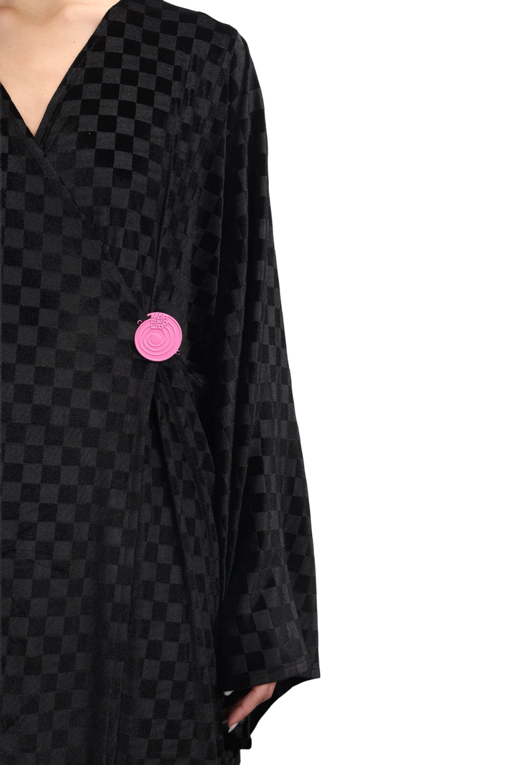 LOM - BLACK